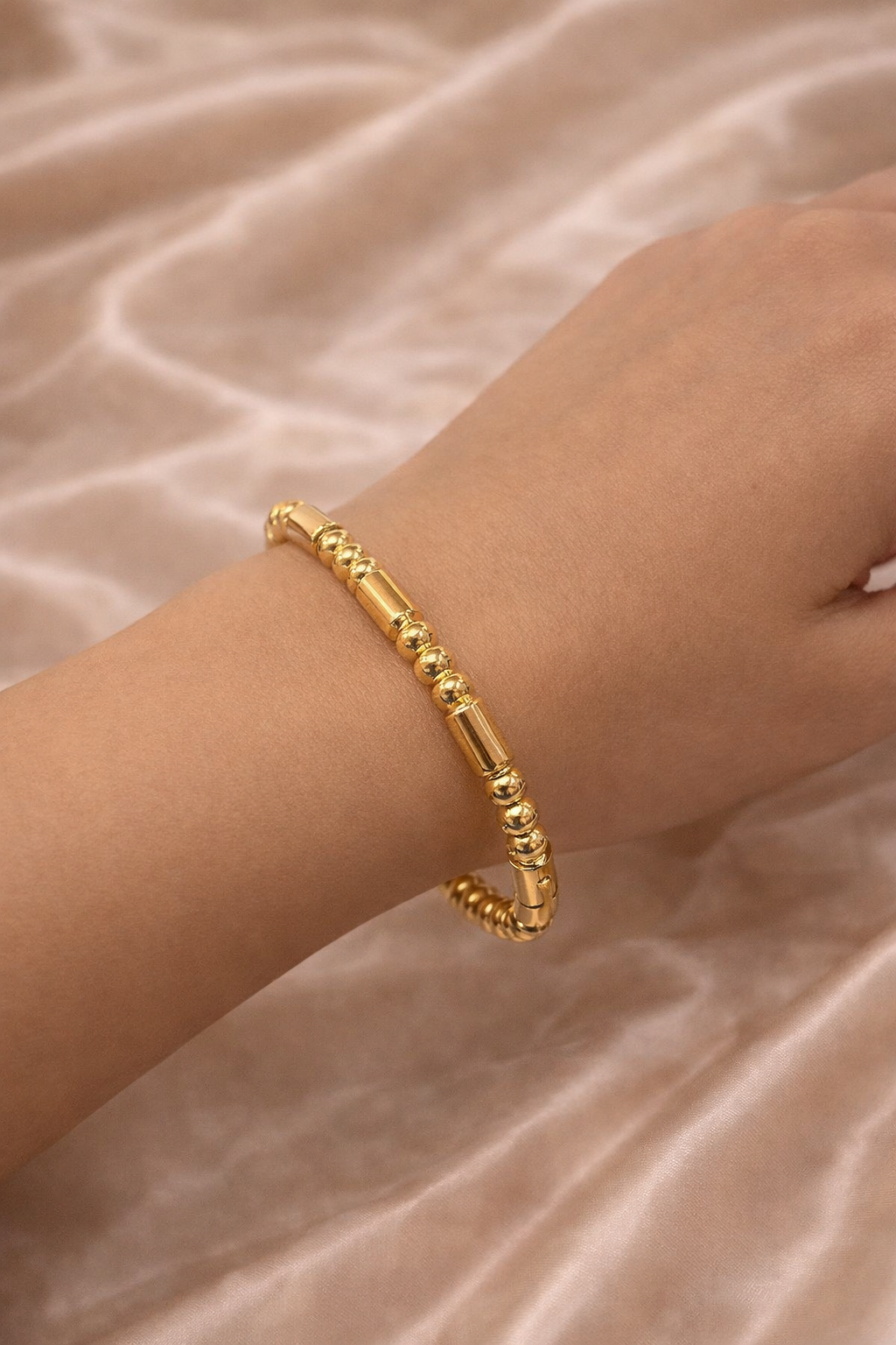 Noor Bead Bar Bracelet