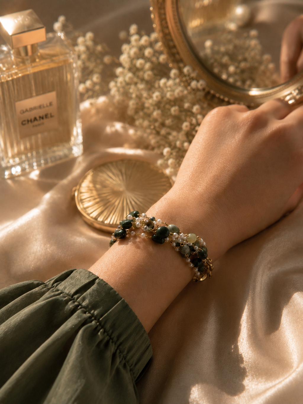 Anti-tarnish green natural stone bracelet for women featuring earthy green stones, delicate white pearls and gold-tone detailing