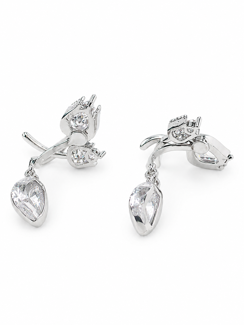 Lightweight clip-on earrings designed as comfort jewellery with sparkling crystal detailing for stylish everyday wear