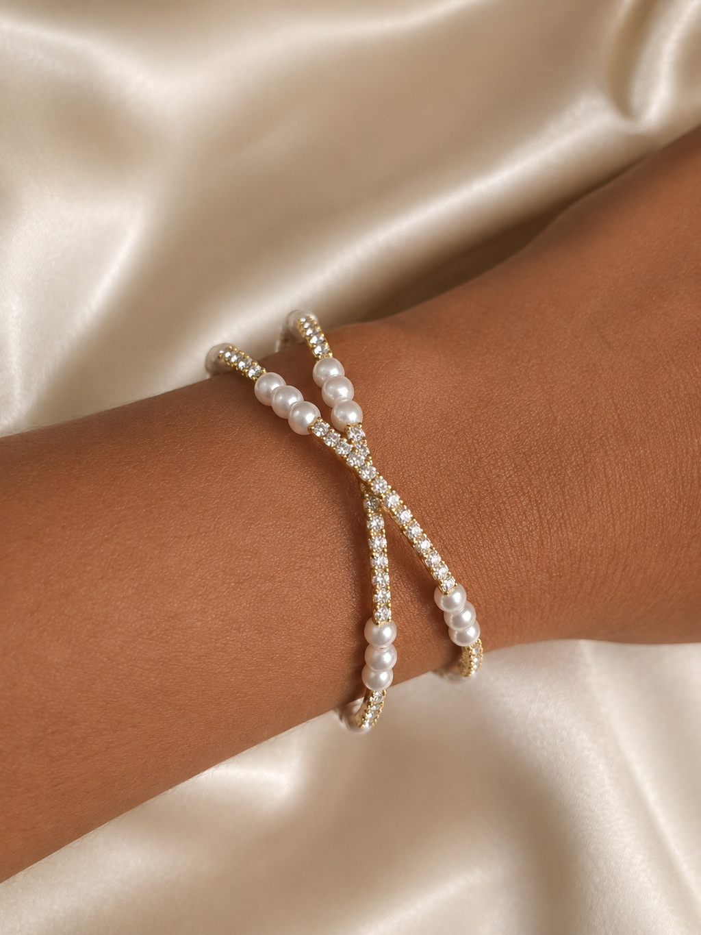Close-up of real water pearls set in a gold-tone bracelet by Ashaarya.
